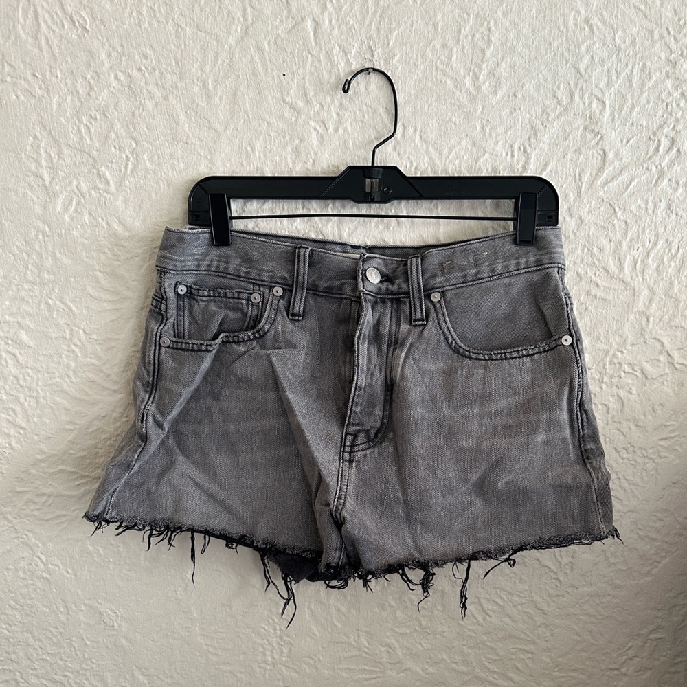 Madewell Relaxed Denim Shorts 28 Noll Wash Gray Frayed Hem